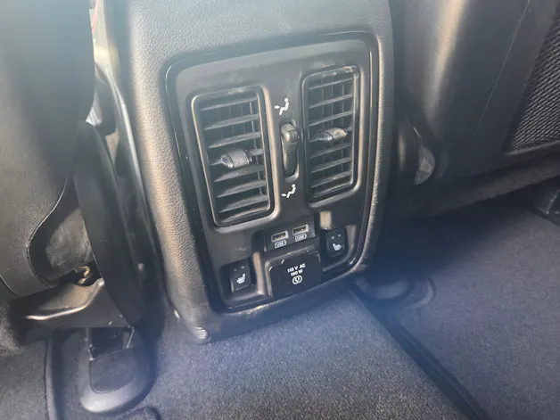 Dodge Durango 5.7 4x4 R/T 365PS / 7-Plätzer 3.5 T AHK