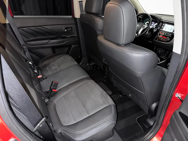 Mitsubishi Outlander 2.4 PHEV Diamond 4WD Automatic