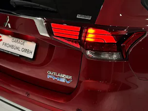 Mitsubishi Outlander 2.4 PHEV Diamond 4WD Automatic