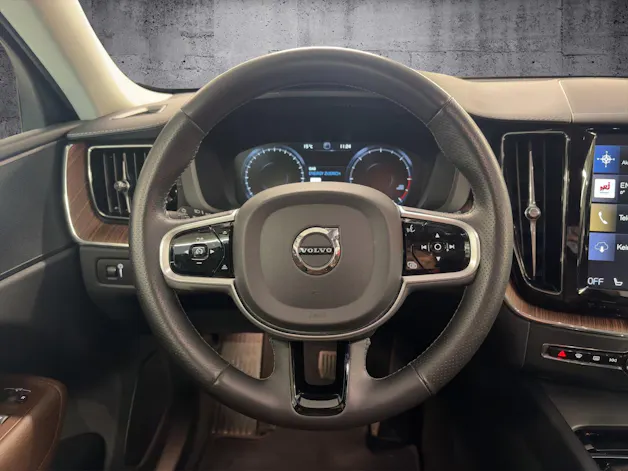 Volvo XC60 B4 Diesel Mild Hybrid AWD Inscription Geartronic
