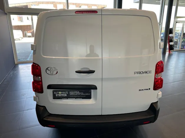Toyota Proace EV 75kWh Long Active