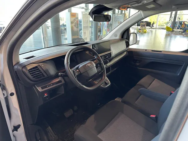 Toyota Proace EV 75kWh Long Active