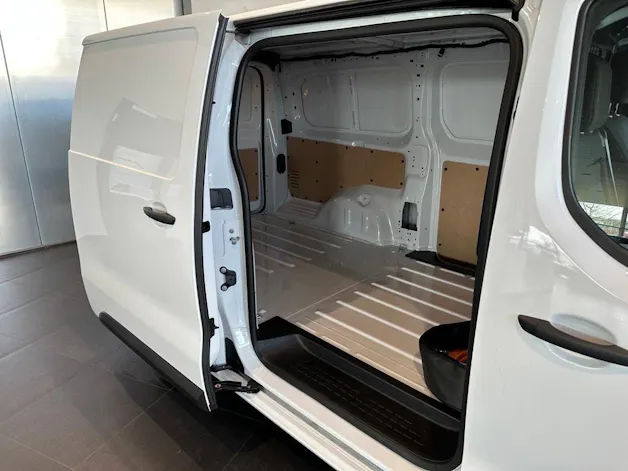 Toyota Proace EV 75kWh Long Active