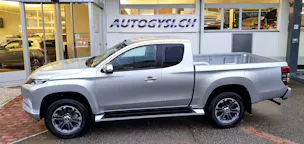 Mitsubishi L 200 2.4 ClubCab Sport