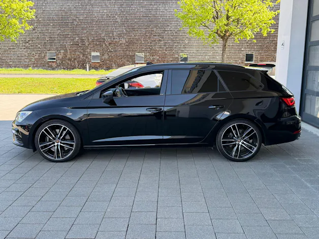 SEAT Leon ST 2.0 TSI Cupra 300 4 Drive DSG