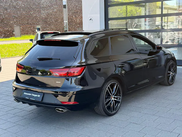 SEAT Leon ST 2.0 TSI Cupra 300 4 Drive DSG
