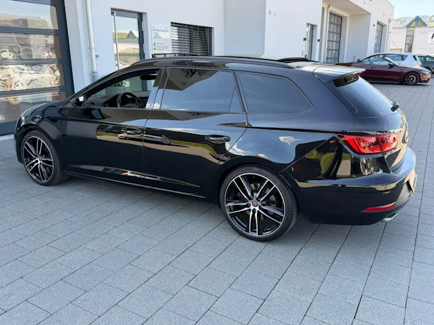 SEAT Leon ST 2.0 TSI Cupra 300 4 Drive DSG