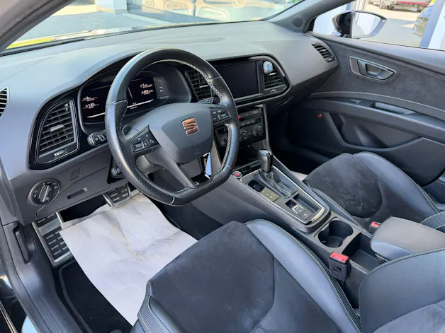 SEAT Leon ST 2.0 TSI Cupra 300 4 Drive DSG