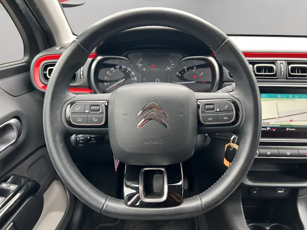 CITROEN C3 1.2 PureTech Shine / Totwinkelassistent / Rückfahrkamera / Frisch ab MFK & Service, Zahnriemen ersetzt, neue Bremsen