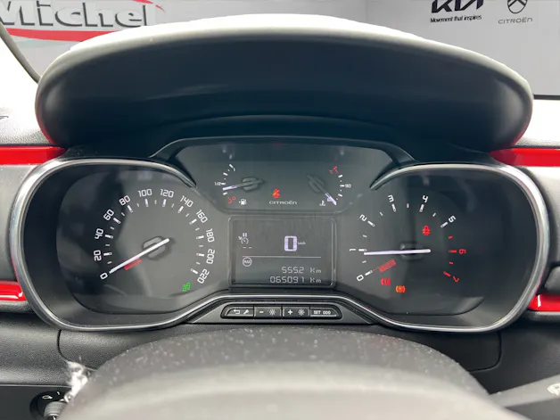 CITROEN C3 1.2 PureTech Shine / Totwinkelassistent / Rückfahrkamera / Frisch ab MFK & Service, Zahnriemen ersetzt, neue Bremsen