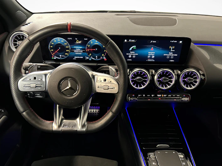 immagine del veicolo MERCEDES-BENZ GLA 35 AMG