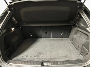https://vehicle.imgix.net/4280021/4dca5742-921e-47d3-9bad-a1e454b6c8ed.jpg