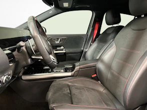 https://vehicle.imgix.net/4280021/8f3b28fd-6d20-4150-81d9-04cbe72050d1.jpg