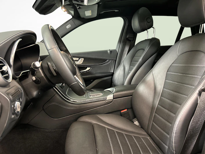 Fahrzeugbild MERCEDES-BENZ GLC 300