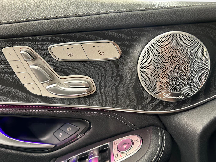 Fahrzeugbild MERCEDES-BENZ GLC 300