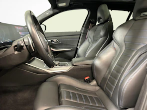 Fahrzeugbild BMW 330e xDrive Touring