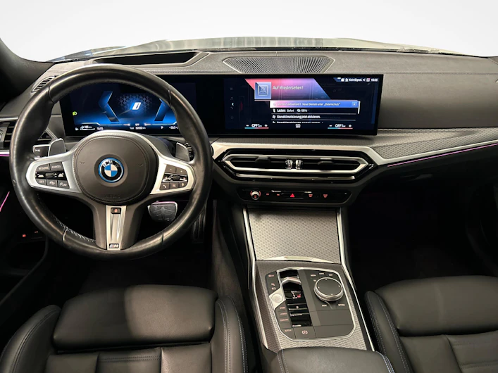 Fahrzeugbild BMW 3 SERIES