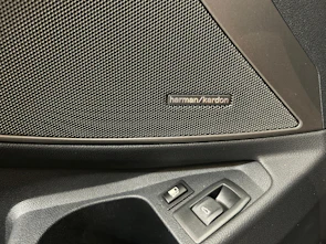 Fahrzeugbild BMW 330e xDrive Touring