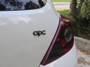 OPEL Corsa 1.6 T OPC