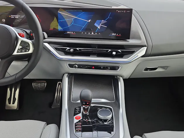 BMW XM 50e Plug-in Hybrid