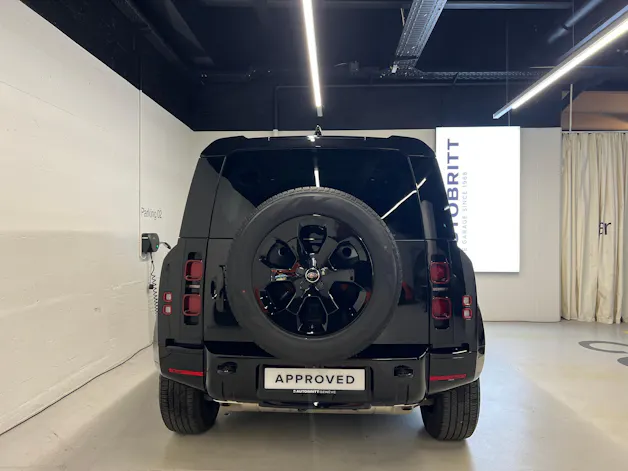 Land Rover Defender 110 2.0 P300e X-Dynamic HSE