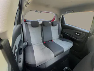 Toyota Yaris 1.5 VVT-i HSD Trend
