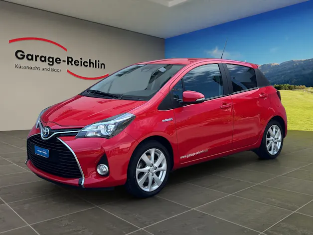 Toyota Yaris 1.5 VVT-i HSD Trend
