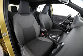 https://vehicle.imgix.net/4280162/0cfe3e2e-d671-42fb-9463-3cbf41135c82.jpg