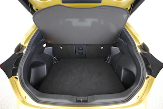 https://vehicle.imgix.net/4280162/3199a5db-09b3-4927-85be-55b34058df44.jpg