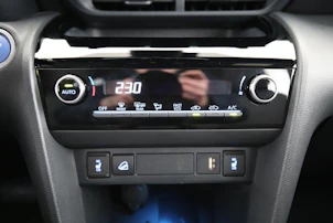 image du véhicule TOYOTA Yaris Cross 1.5 VVT-i HSD Trend AWD-i