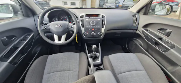 Kia Ceed 1.4 CVVT Seven