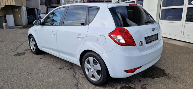 Kia Ceed 1.4 CVVT Seven