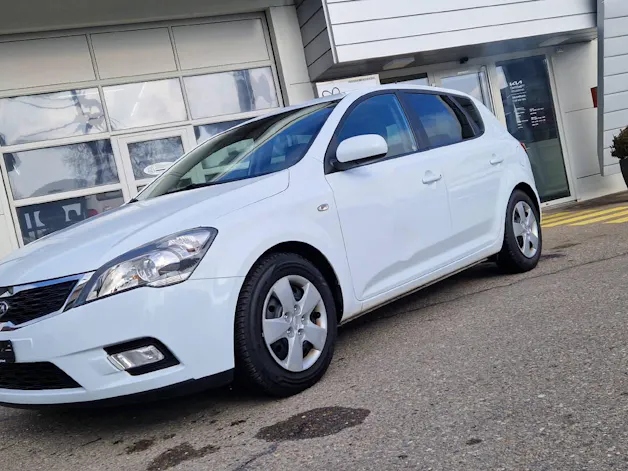 Kia Ceed 1.4 CVVT Seven