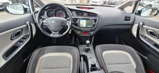 Kia Ceed Sportswagon 1.6 GDi FIFA World Cup Edition