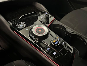 https://vehicle.imgix.net/4280183/75f4f2af-01b2-418d-9f2d-156e439a6b90.jpg