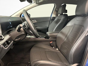 https://vehicle.imgix.net/4280183/cc511a98-310b-4942-a498-3cc6b7149f11.jpg