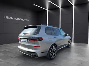 BMW X7 M60i