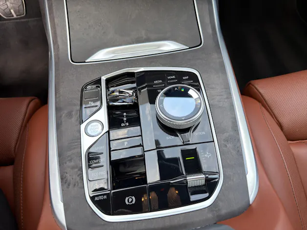 BMW X7 M60i