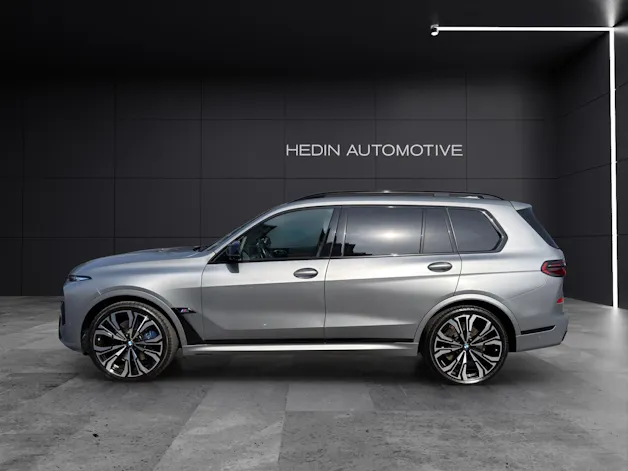 BMW X7 M60i