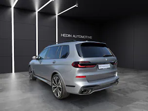 BMW X7 M60i