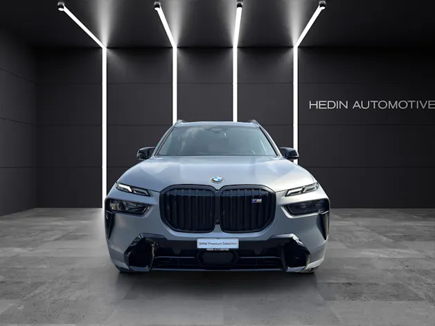 BMW X7 M60i
