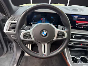BMW X7 M60i
