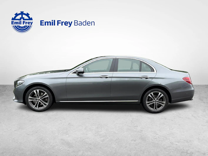 image du véhicule MERCEDES-BENZ E 220