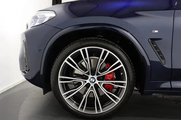 BMW X4 M40d