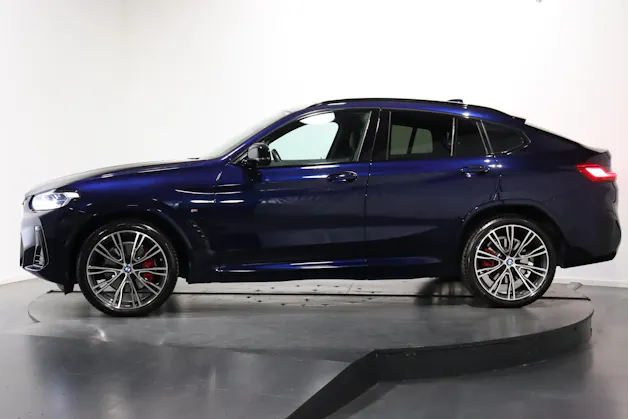 BMW X4 M40d