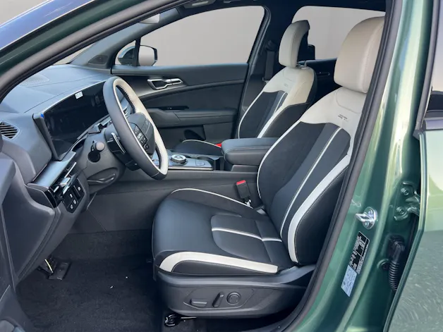 Kia Sportage 1.6 T-GDi Hybrid GT-Line 4X4 / Panodach / CH-Herstellergarantie & Leasingaktion ab 0.99%