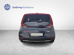 https://vehicle.imgix.net/4280389/4861a8a0-cfeb-4001-9f93-80d1c885bb2e.jpg