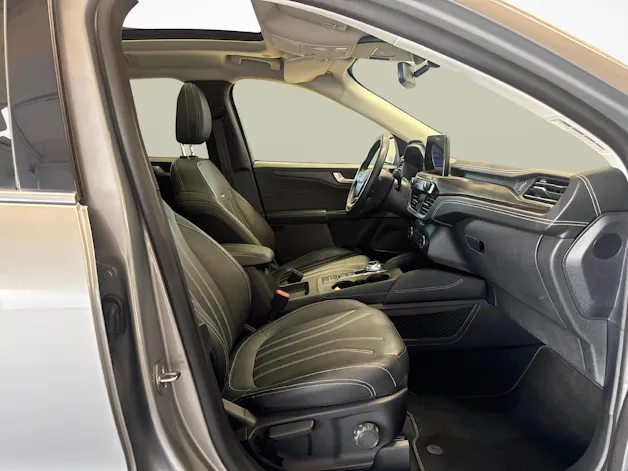 Ford Kuga 2.5 Hybrid Vignale - Pneumatici invernali inclusi