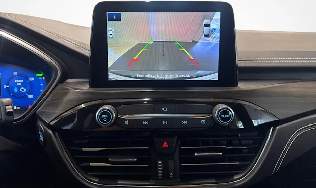 Ford Kuga 2.5 Hybrid Vignale - Pneumatici invernali inclusi