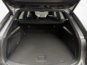 https://vehicle.imgix.net/4280492/3f57b5d5-4ccf-4006-a3f5-36f1032aed17.jpg